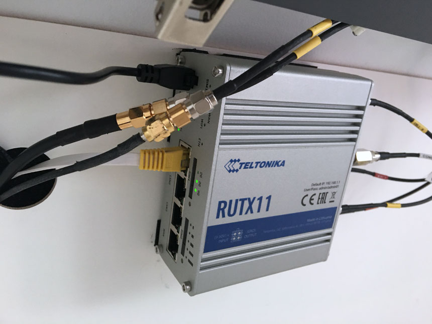 Router RUTX11 montiert in Wohnmobil 640 SGX